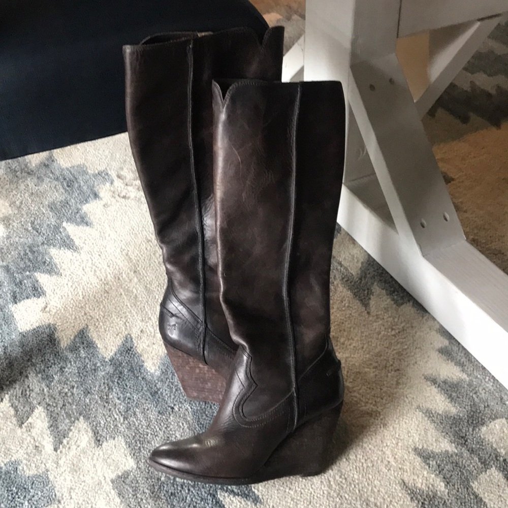 Frye Boots Women’s size 8M